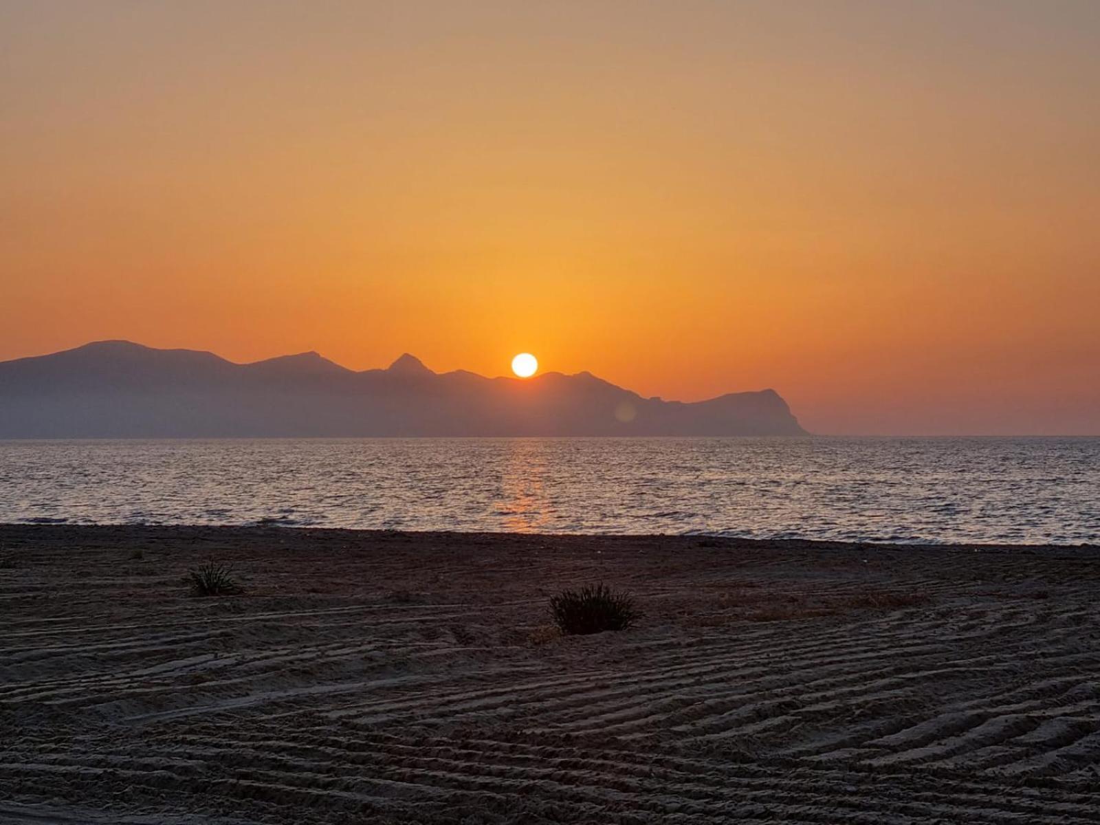 Doride Appartamento Sulla Spiaggia Balestrate Extérieur photo