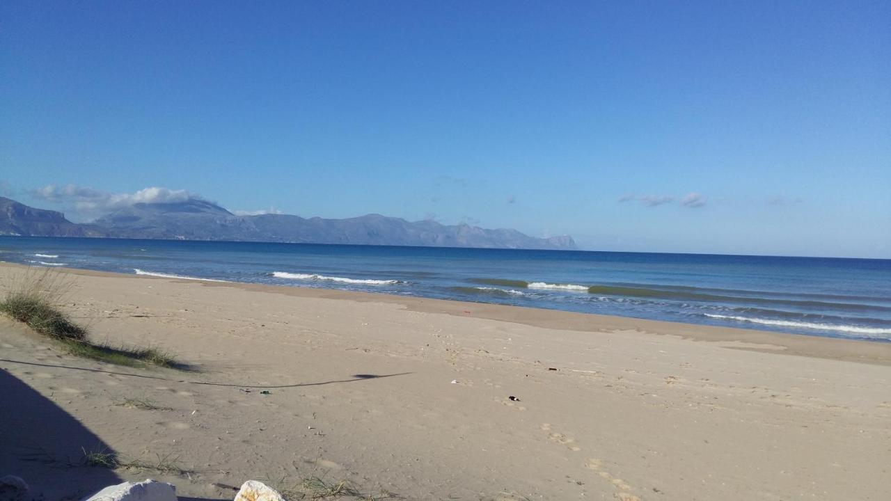 Doride Appartamento Sulla Spiaggia Balestrate Extérieur photo